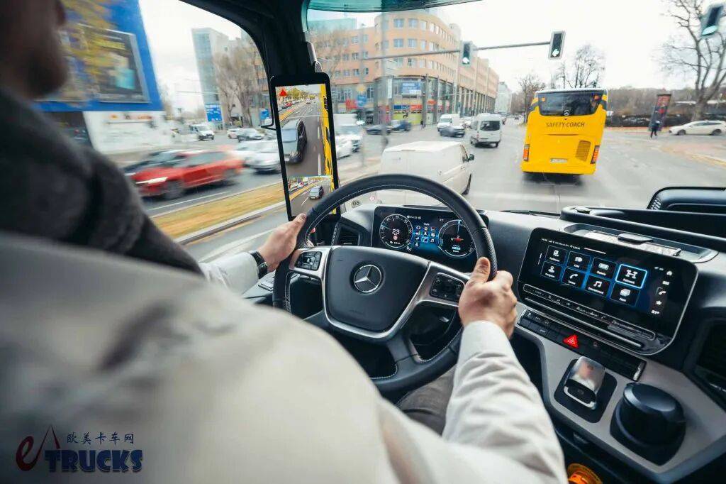 ¿Revolución en la seguridad de los camiones en la era eléctrica? Mercedes-Benz presenta el eActros 600 Safety Truck (Camión de Seguridad)​