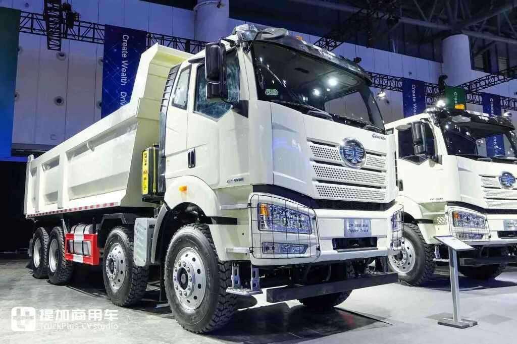 ¡Los tractores de trenes ferroviarios y los vehículos de ingeniería con tracción total llaman la atención! CORTRON, marca extranjera de Jiefang, llega con fotos reales que te muestran sus modelos más destacados.