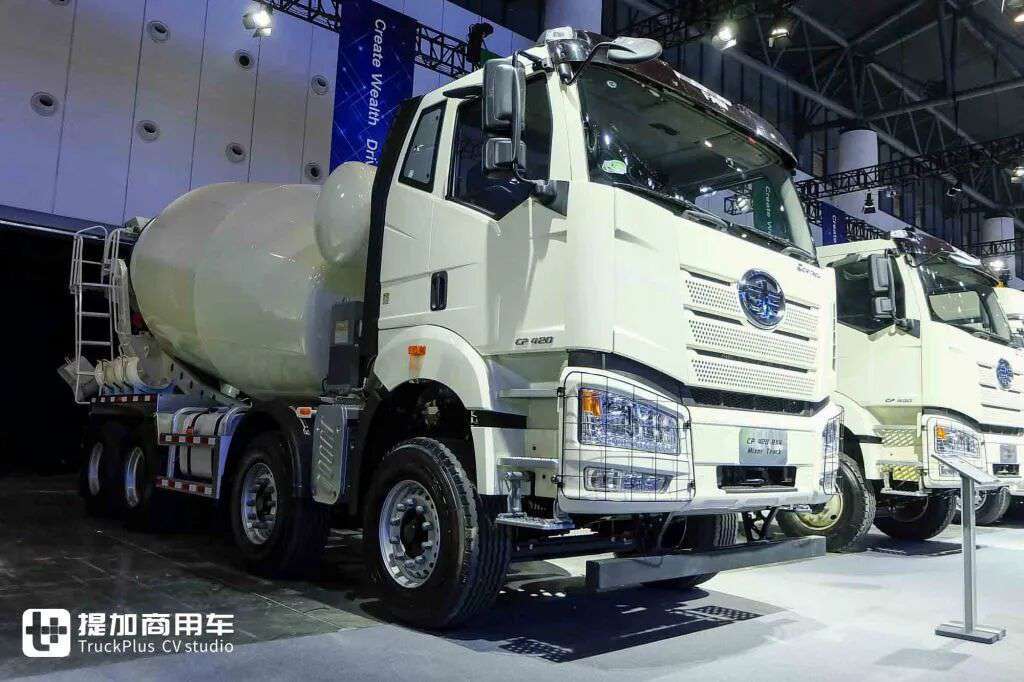 ¡Los tractores de trenes ferroviarios y los vehículos de ingeniería con tracción total llaman la atención! CORTRON, marca extranjera de Jiefang, llega con fotos reales que te muestran sus modelos más destacados.