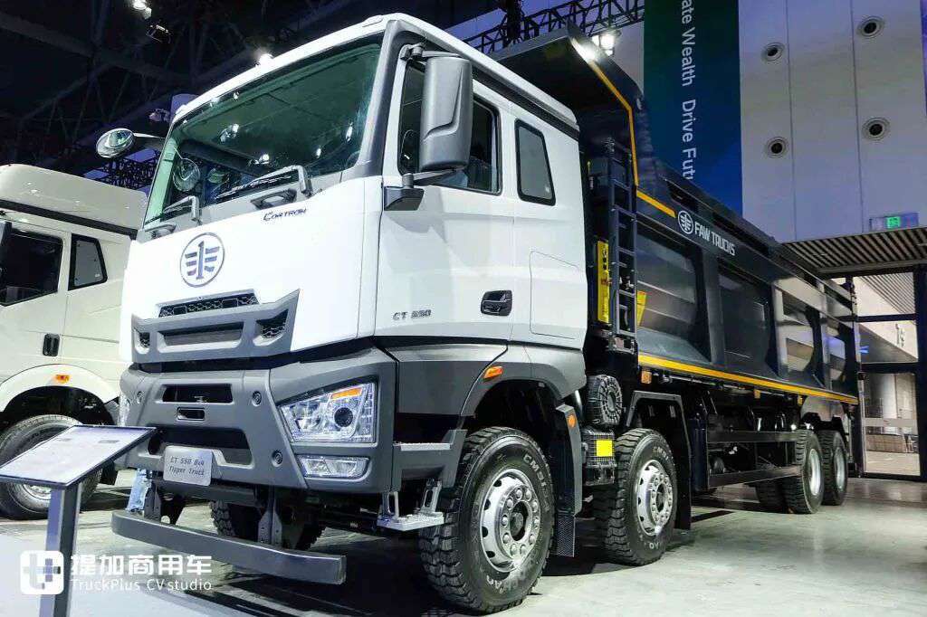 ¡Los tractores de trenes ferroviarios y los vehículos de ingeniería con tracción total llaman la atención! CORTRON, marca extranjera de Jiefang, llega con fotos reales que te muestran sus modelos más destacados.