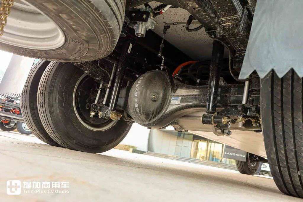 Cargador oficial, amplia gama de baterías y opciones de accionamiento eléctrico! Imágenes reales del camión frigorífico eléctrico Weichai Blue Engine X7