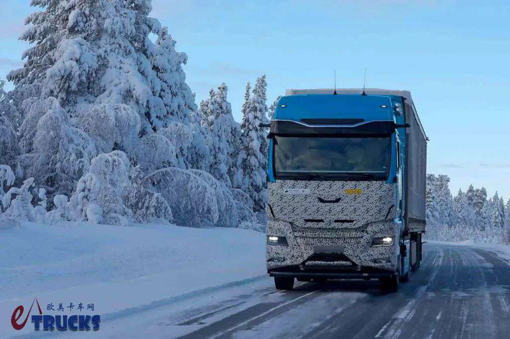 La cabina LongLine de Scania ha sido completamente renovada; ¿acaso llega el nuevo camión insignia de Mann? Descubra con anticipación los nuevos modelos de Oka presentados en el Salón del Automóvil de Hannover.