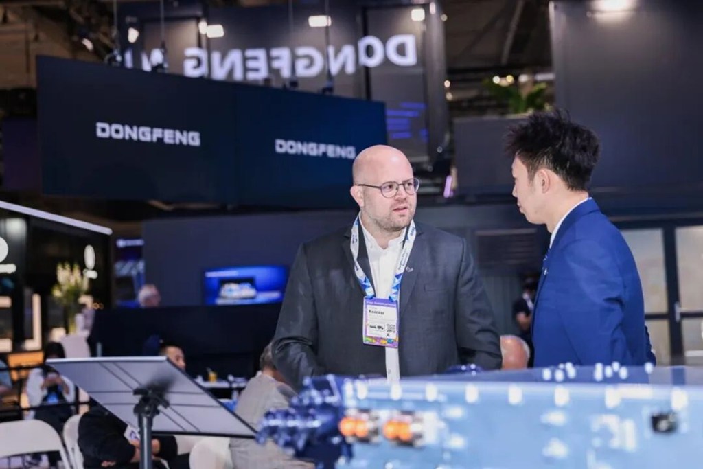 En Hannover, Dongfeng Motor presenta sus resultados en el ámbito del hidrógeno para vehículos comerciales en China.