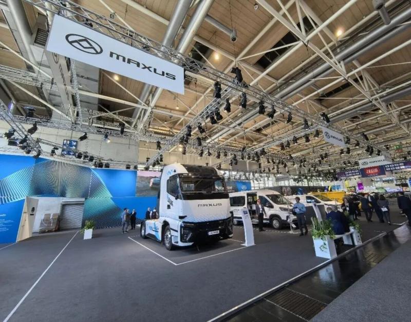 ¡Estreno mundial en Hannover! SAIC Hongyan presenta una nueva respuesta para el transporte de larga distancia