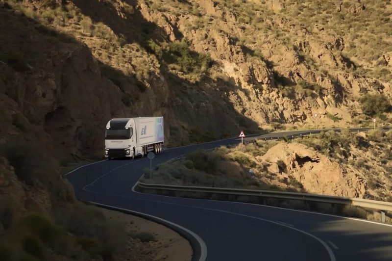 ¡Estreno mundial en Hannover! SAIC Hongyan presenta una nueva respuesta para el transporte de larga distancia