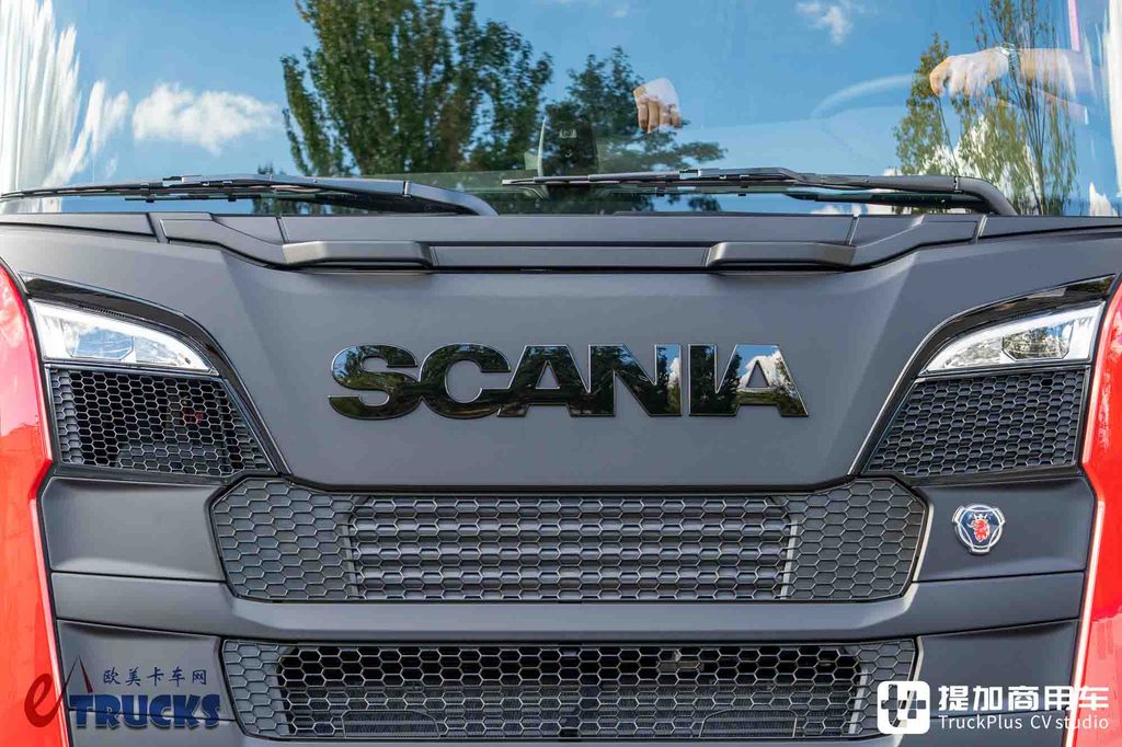 IAA 2026: cabina 80 cm más larga y motor V8 de 770 CV — análisis a fondo del tractor Scania LongLine