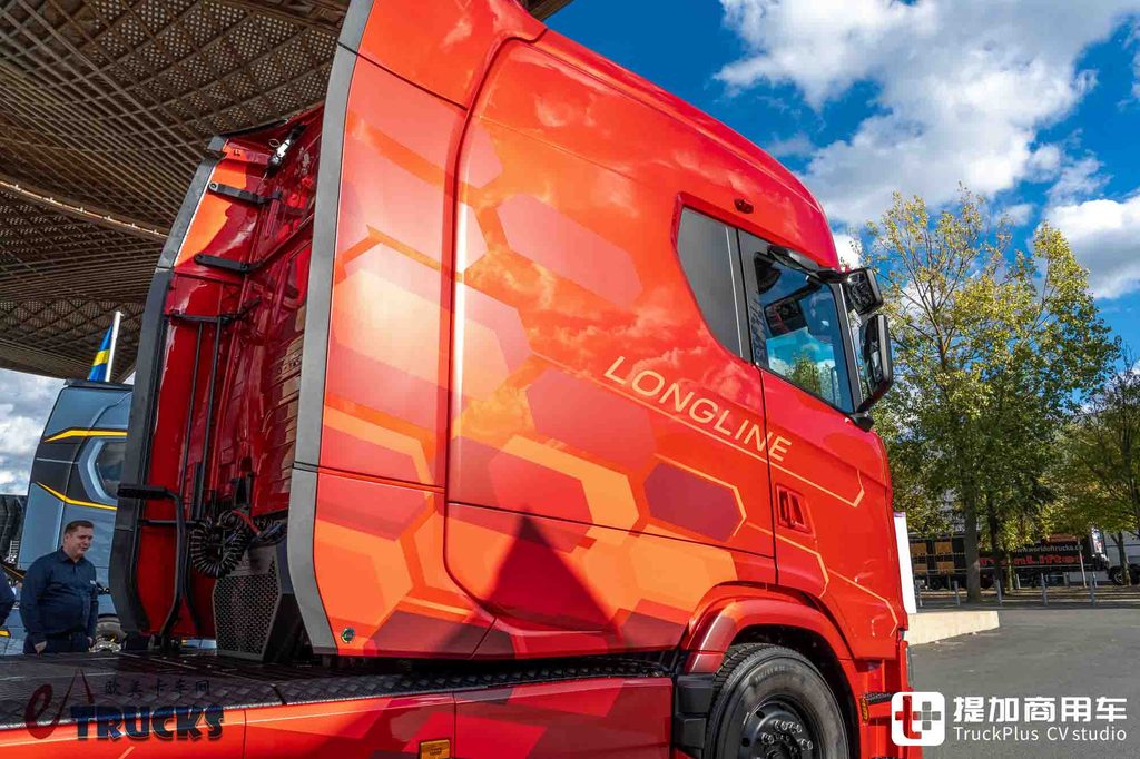 IAA 2026: cabina 80 cm más larga y motor V8 de 770 CV — análisis a fondo del tractor Scania LongLine