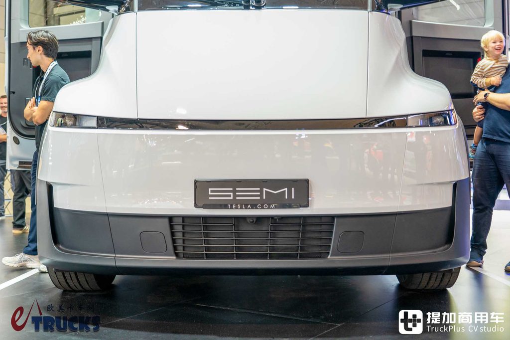 IAA 2026: ¿el camión eléctrico más avanzado del mundo? En realidad, lleno de compromisos — análisis a fondo del Tesla Semi