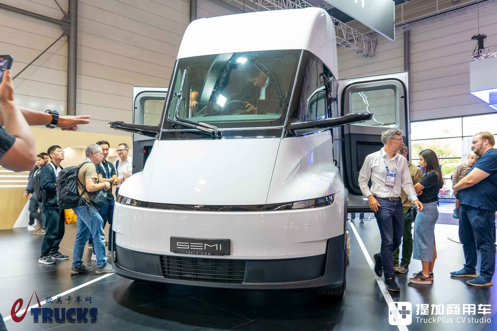 IAA 2026: ¿el camión eléctrico más avanzado del mundo? En realidad, lleno de compromisos — análisis a fondo del Tesla Semi
