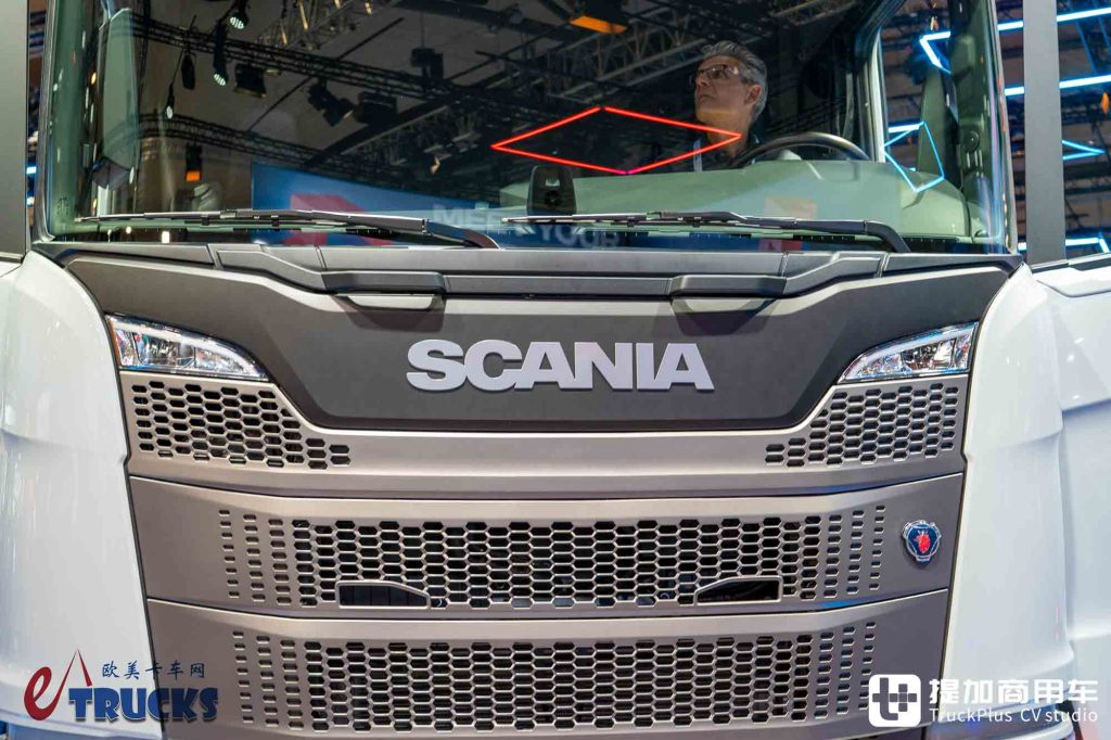 IAA 2026: ¿nueva cara frontal, tiradores ocultos y retrovisores electrónicos? Análisis a fondo del nuevo tractor Scania Dynamic 430 R