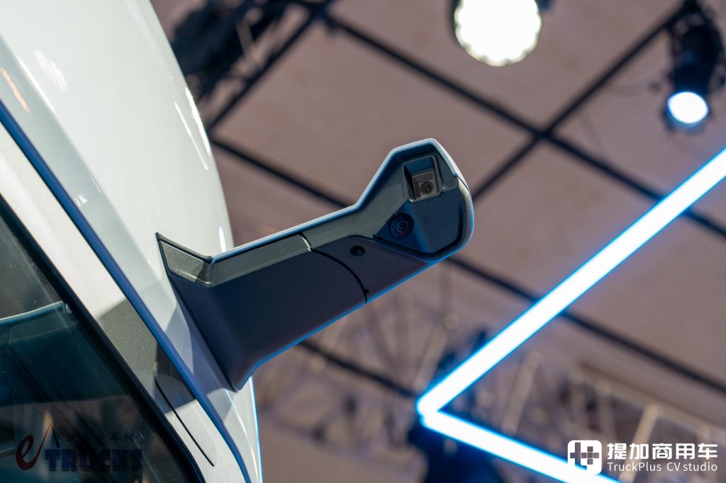 IAA 2026: ¿nueva cara frontal, tiradores ocultos y retrovisores electrónicos? Análisis a fondo del nuevo tractor Scania Dynamic 430 R