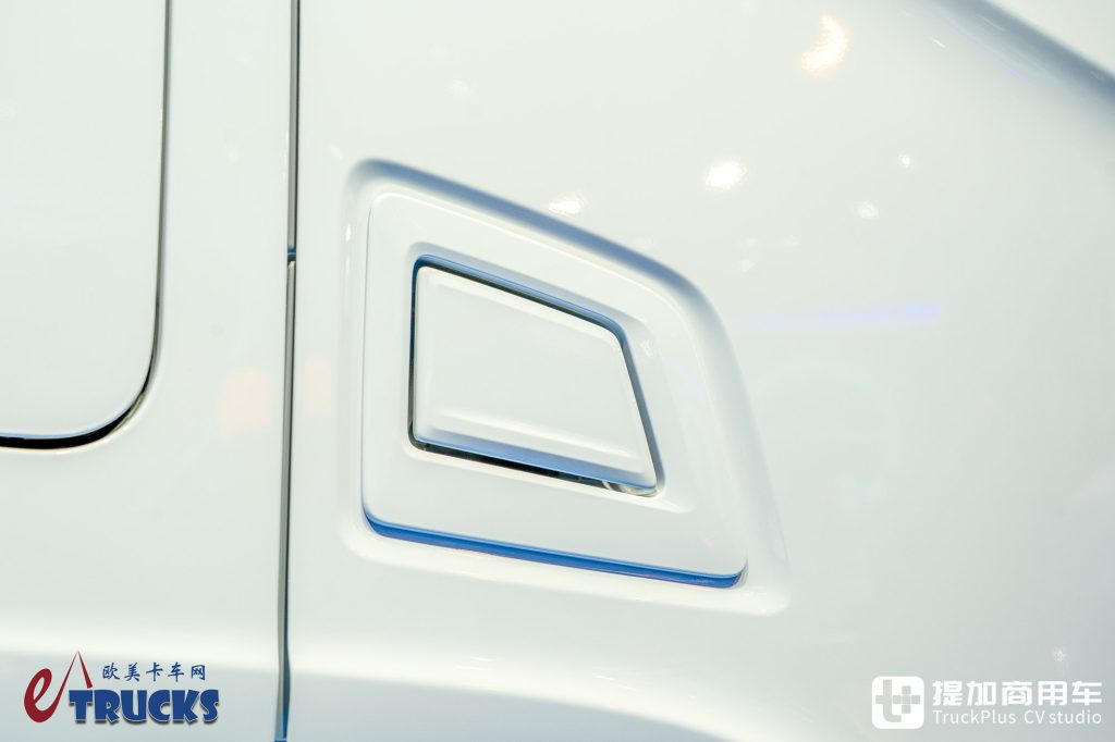 IAA 2026: ¿nueva cara frontal, tiradores ocultos y retrovisores electrónicos? Análisis a fondo del nuevo tractor Scania Dynamic 430 R