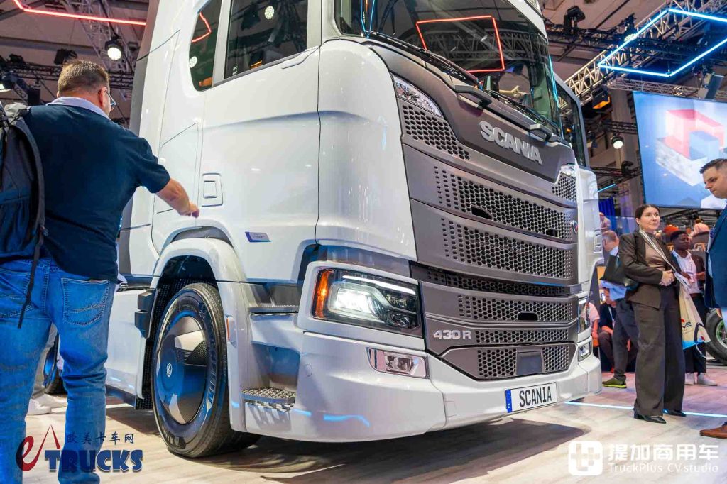IAA 2026: ¿nueva cara frontal, tiradores ocultos y retrovisores electrónicos? Análisis a fondo del nuevo tractor Scania Dynamic 430 R