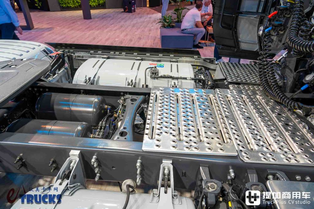 IAA 2026: ¿nueva cara frontal, tiradores ocultos y retrovisores electrónicos? Análisis a fondo del nuevo tractor Scania Dynamic 430 R