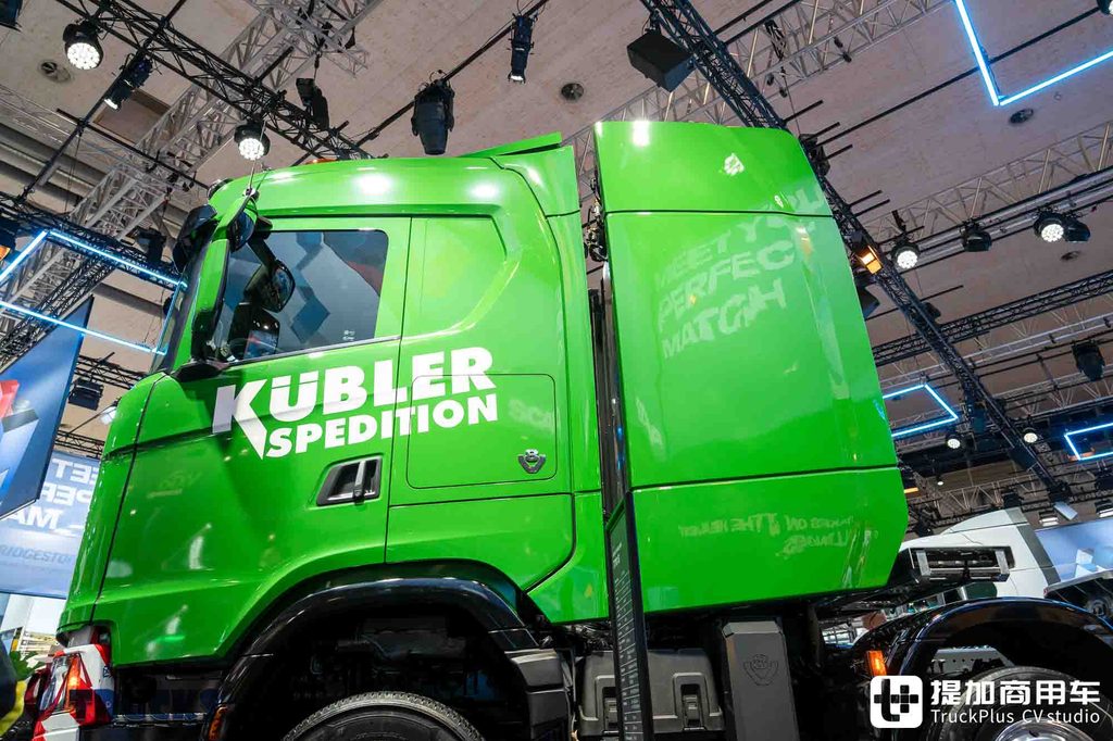 IAA 2026: ¡llegó el rey de las mil toneladas de Scania! Tracción 8x6 con V8 de 770 CV — análisis a fondo del tractor 770 S para transporte de grandes cargas