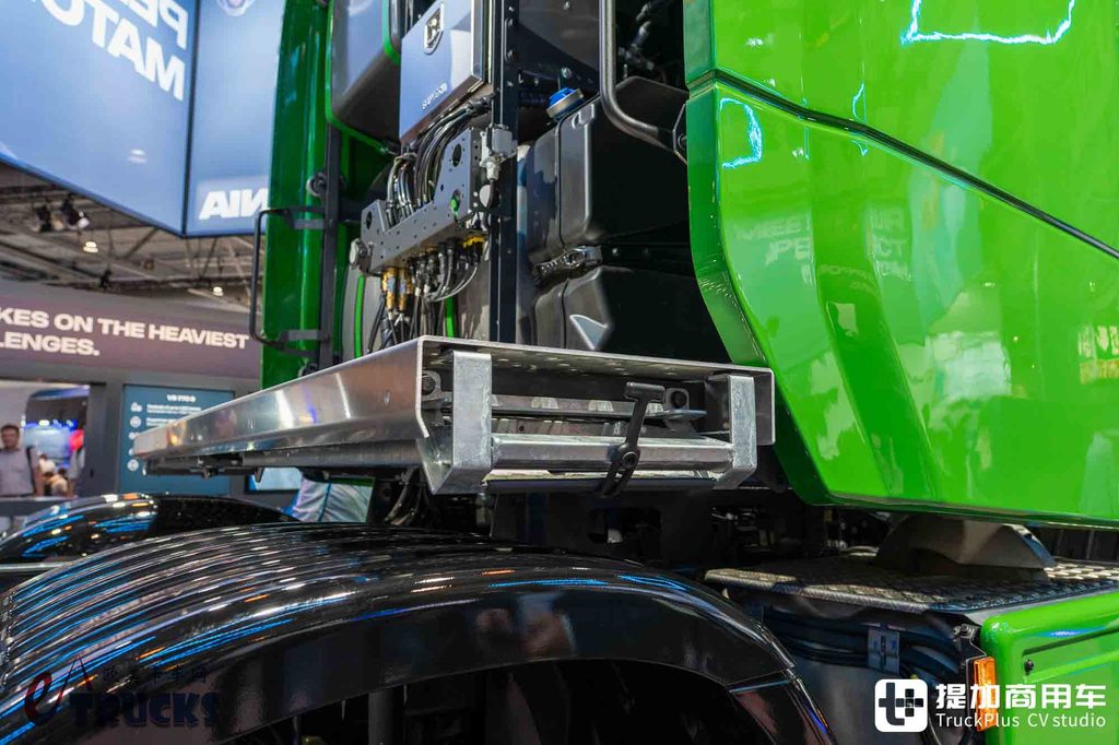 IAA 2026: ¡llegó el rey de las mil toneladas de Scania! Tracción 8x6 con V8 de 770 CV — análisis a fondo del tractor 770 S para transporte de grandes cargas