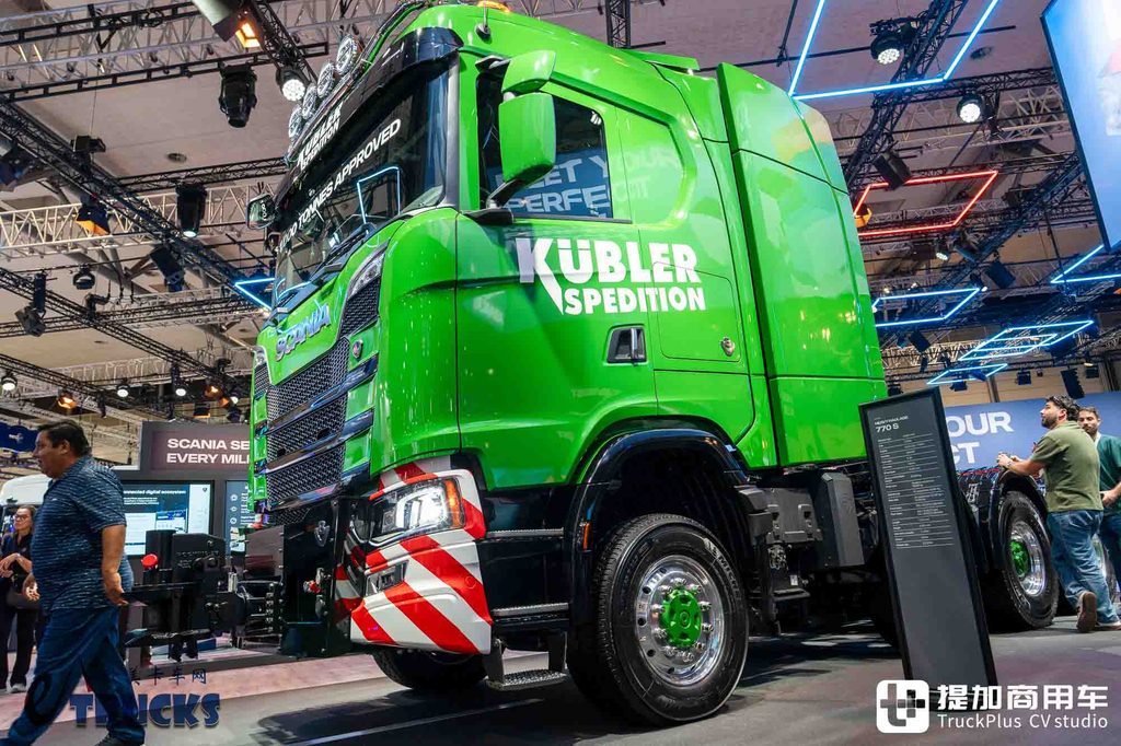IAA 2026: ¡llegó el rey de las mil toneladas de Scania! Tracción 8x6 con V8 de 770 CV — análisis a fondo del tractor 770 S para transporte de grandes cargas