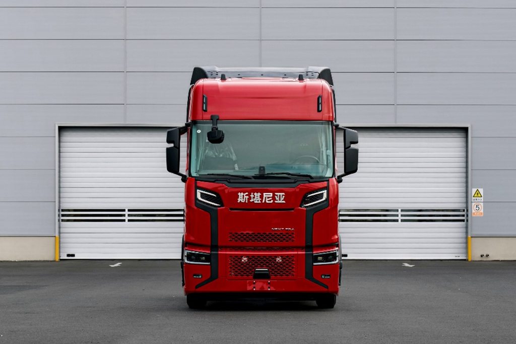 El camión pesado NEXT ERA: corre las rutas chinas rentables con un “corazón chino”