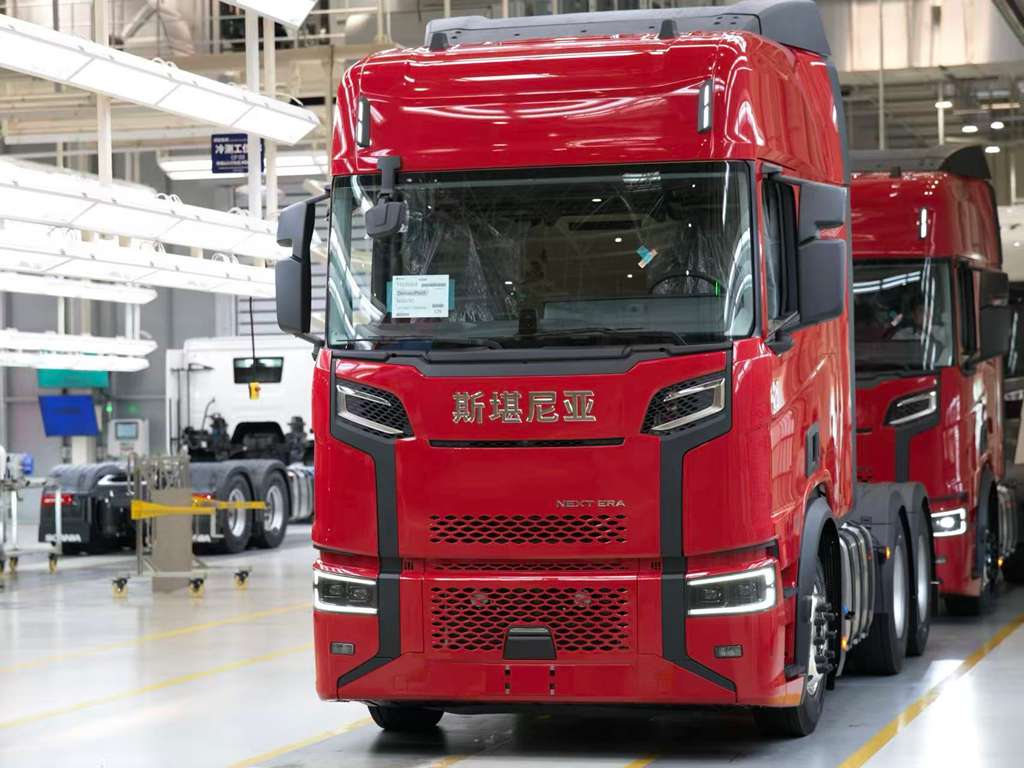 El camión pesado NEXT ERA: corre las rutas chinas rentables con un “corazón chino”