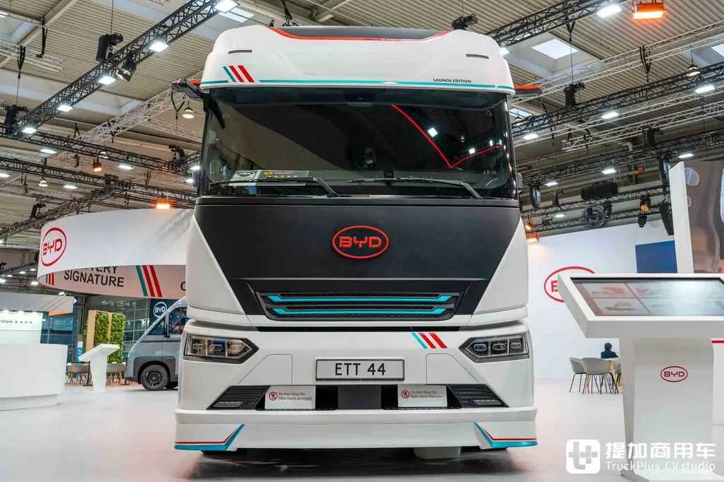 IAA 2026: ¡tracción eléctrica de 1.000 CV + carga de megavatios, y cinco estrellas de seguridad! Análisis completo del tractor eléctrico puro BYD ETT 44