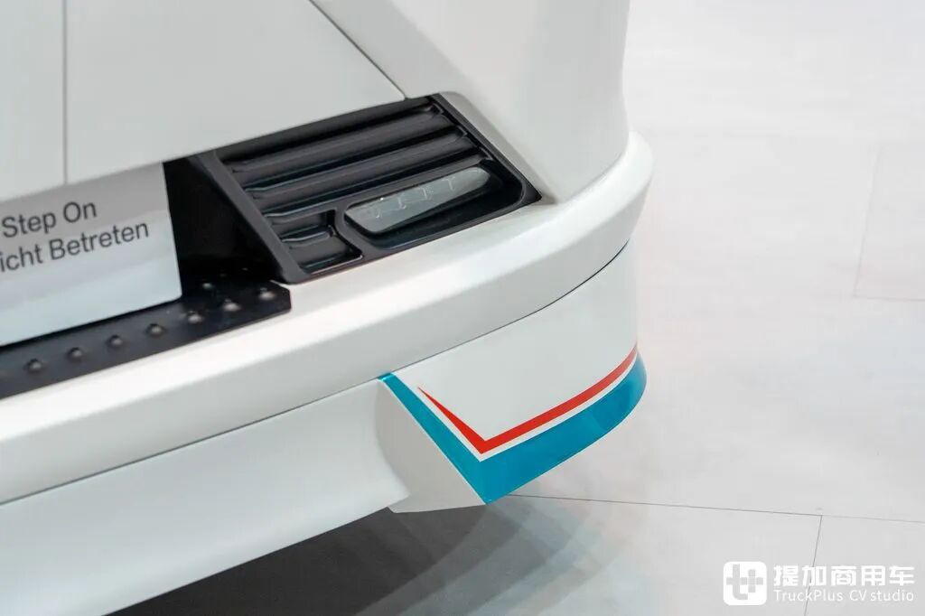 IAA 2026: ¡tracción eléctrica de 1.000 CV + carga de megavatios, y cinco estrellas de seguridad! Análisis completo del tractor eléctrico puro BYD ETT 44