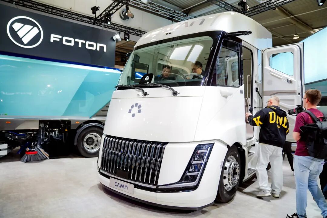 FOTON presenta toda su gama en Hannover y define un nuevo paradigma para la expansión global de la cadena de valor de los vehículos comerciales chinos