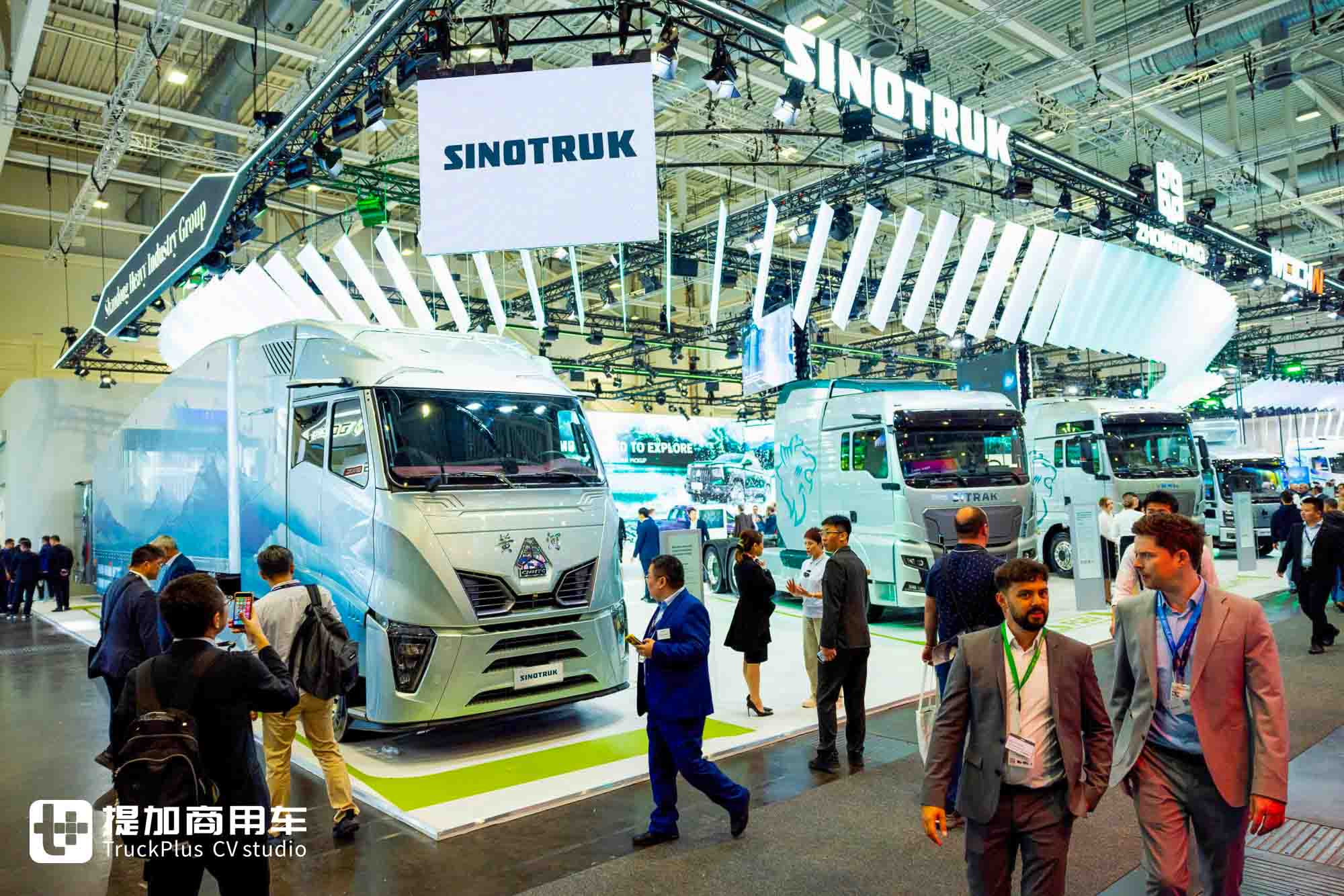 Veteranos como Sinotruk y FAW Jiefang compiten, nuevos actores como Farizon y BYD irrumpen: cuando el «camión chino» se encuentra con el «terreno europeo», inventario de la fuerza de los camiones chinos en el Salón de Vehículos Comerciales de Hanóver 2026