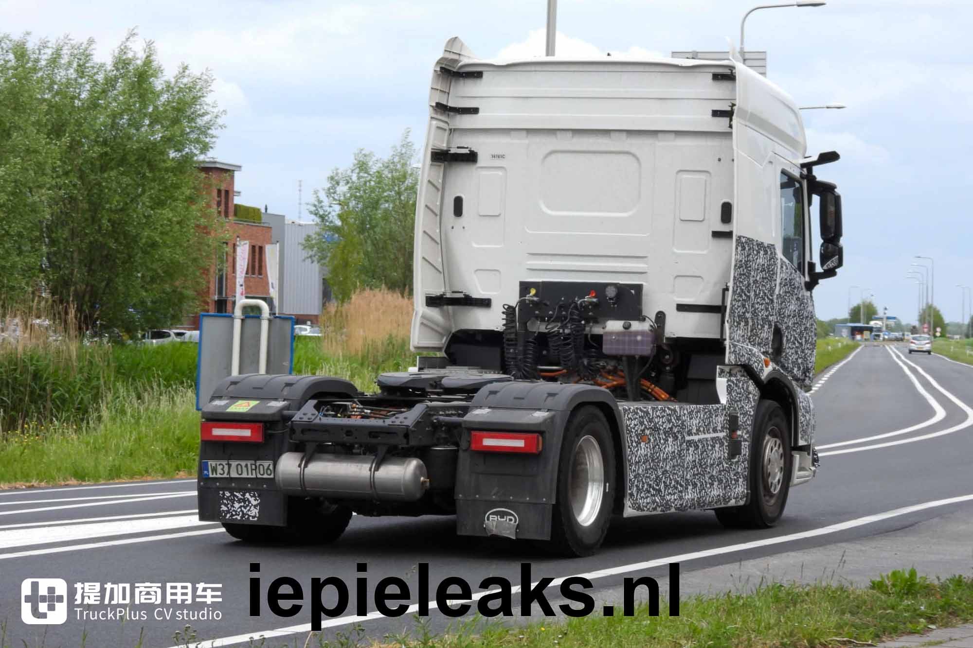 ¿Matrícula de Guangdong en los Países Bajos? Filtradas las pruebas en carretera del camión pesado eléctrico de larga distancia de BYD, cuenta atrás para el debut en IAA