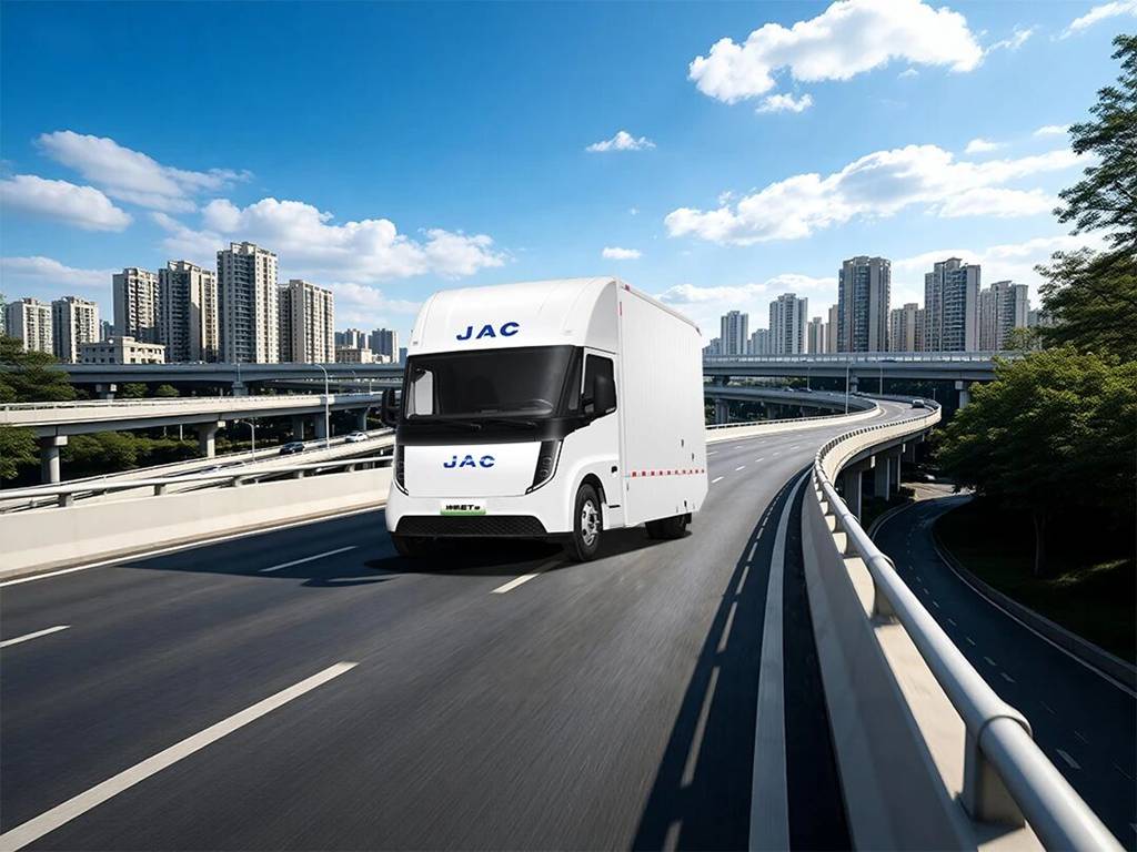 ¿Puede un camión ligero 100% eléctrico hacer rutas interurbanas? Llega la guía de compra más realista de toda la red
