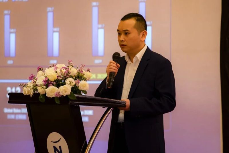 El primer vehículo sale de la planta localizada de Dongfeng en el Sudeste Asiático para vehículos comerciales medios y pesados, ¡comienza un nuevo camino!
