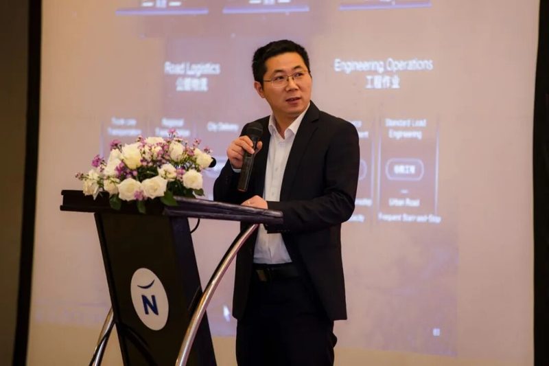 El primer vehículo sale de la planta localizada de Dongfeng en el Sudeste Asiático para vehículos comerciales medios y pesados, ¡comienza un nuevo camino!