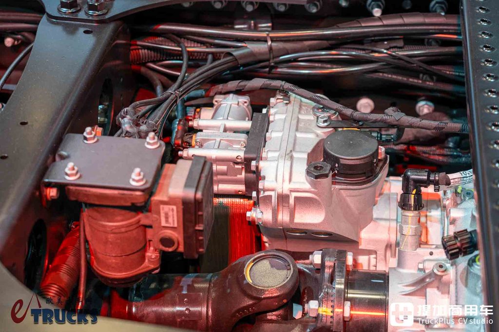 IAA 2026: ¡el octavo de las «Siete Hermanas» de los camiones europeos! ¿El camión nuevo más barato de Europa? Análisis fotográfico en profundidad del Ford F-MAX