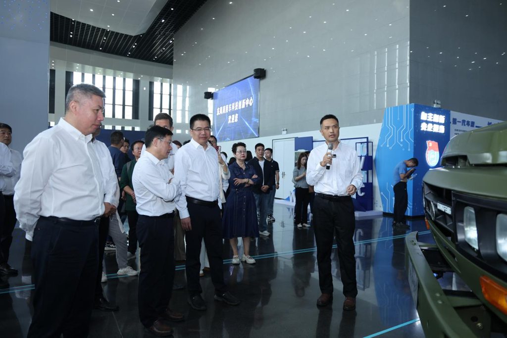 El Centro de Innovación Científico-Tecnológica de Dongfeng Commercial Vehicles abre oficialmente, anclando una nueva etapa de I+D propia