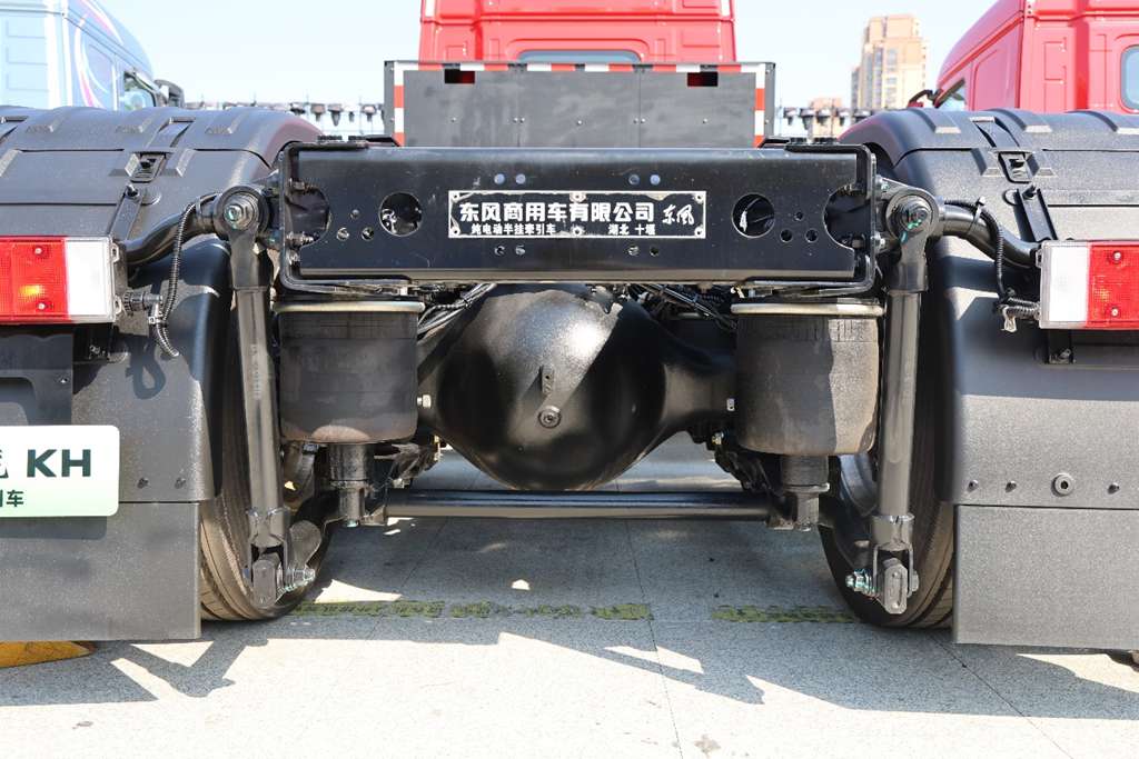 ¡80% en 18 minutos! El Dongfeng Tianlong KH lanza un camión pesado de carga ultrarrápida con cabina totalmente renovada