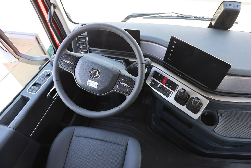 ¡80% en 18 minutos! El Dongfeng Tianlong KH lanza un camión pesado de carga ultrarrápida con cabina totalmente renovada