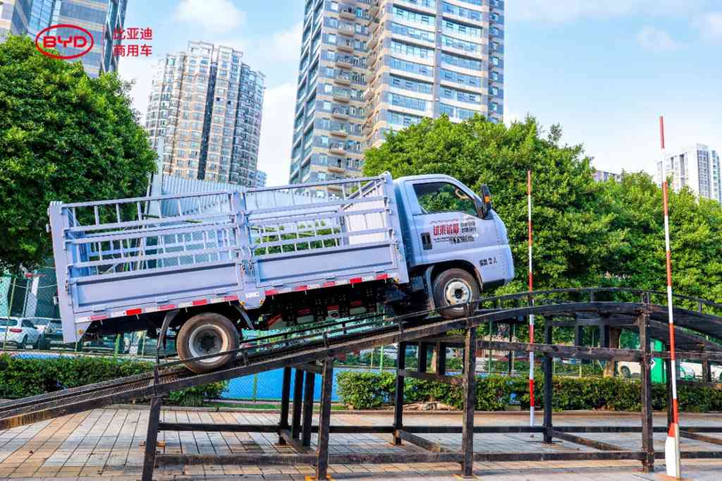 BYD lanza el camión ligero T4-91kWh: más batería, más carga útil