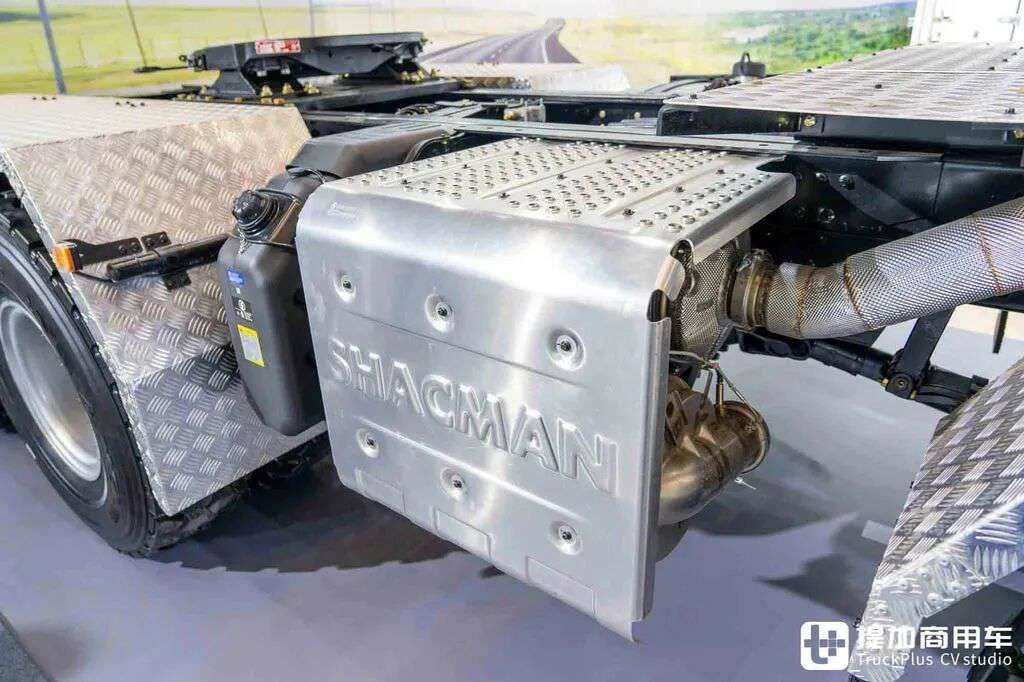 ¿El tractor de gran tonelaje más potente de China? 8×8 + transmisión automática + 660 CV: fotos en profundidad del Shaanxi Delong X5000