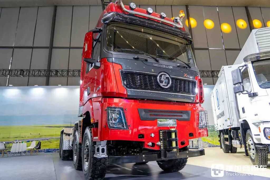 ¿El tractor de gran tonelaje más potente de China? 8×8 + transmisión automática + 660 CV: fotos en profundidad del Shaanxi Delong X5000