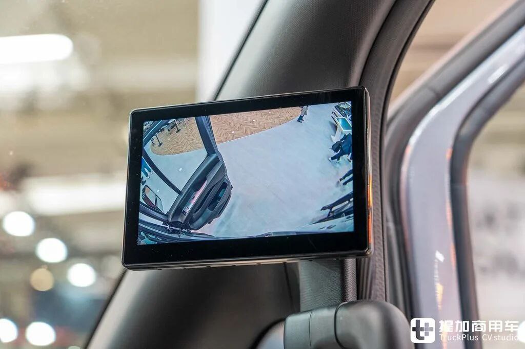 ¿Una furgoneta BYD difícil de ver en el mercado local? Opción de tracción total y descarga externa — BYD E-Vali a fondo